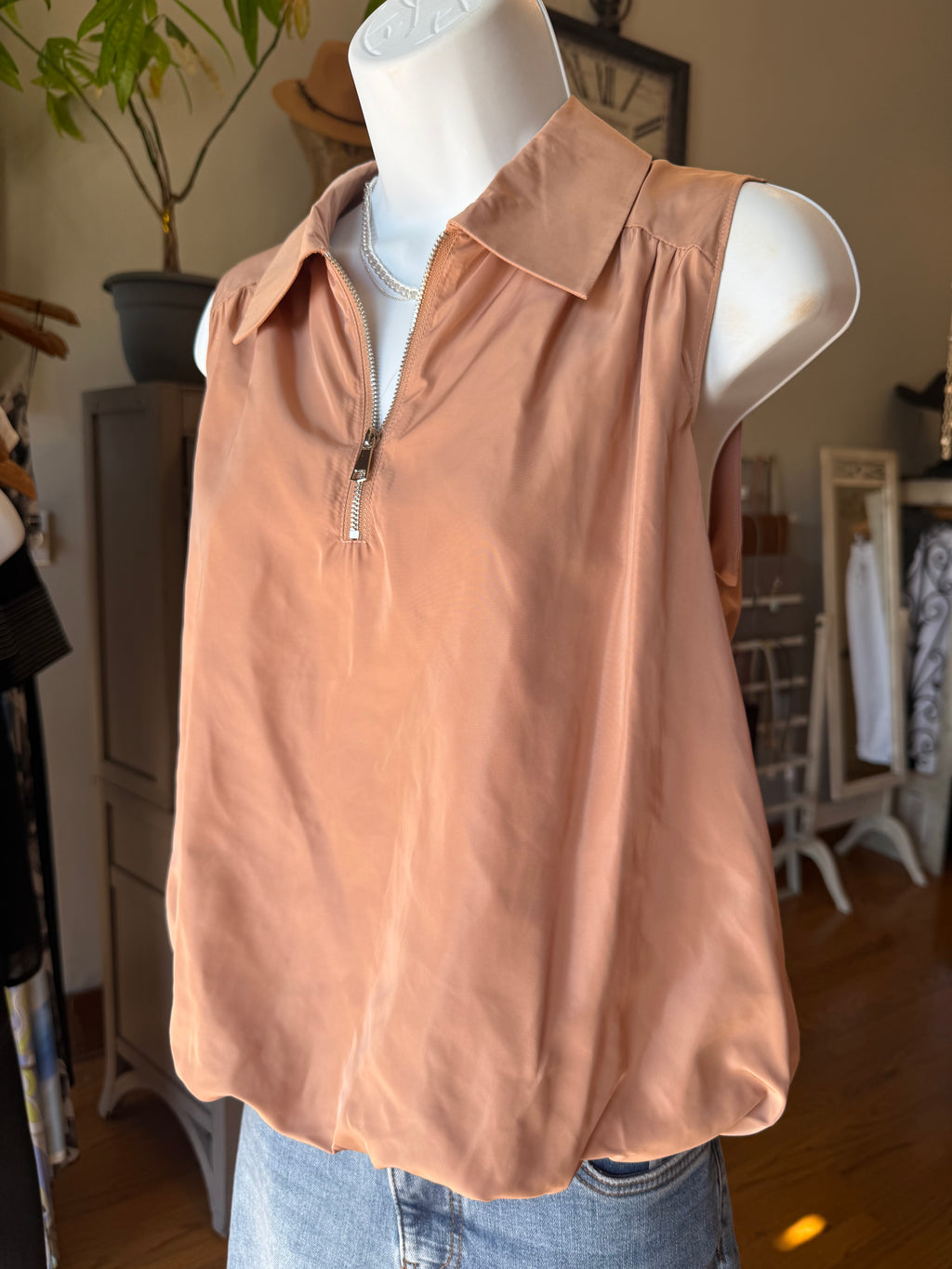 Sleeveless Bubble Hem Top